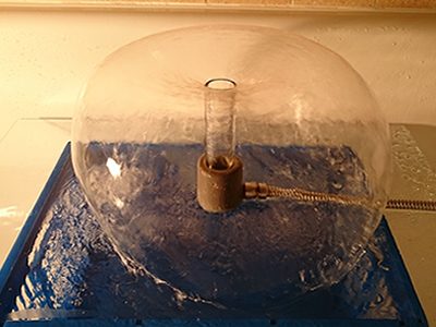 Wasserpilz Brunnenbeleber Glasrohr